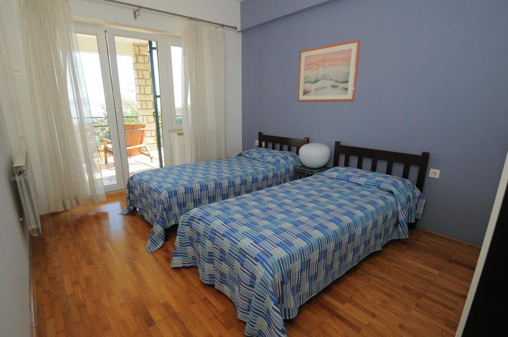 Apartment Kisic 3 Ičići Eksteriør billede